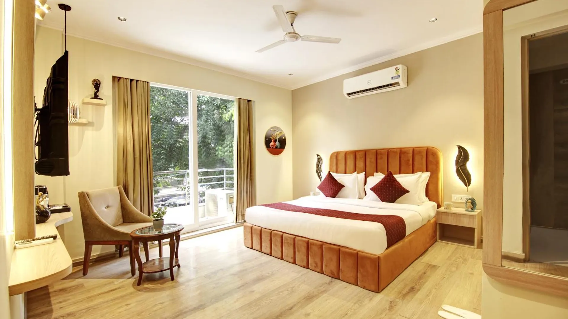 Limewood Stay Corporate Executive Gurgaon Hotel